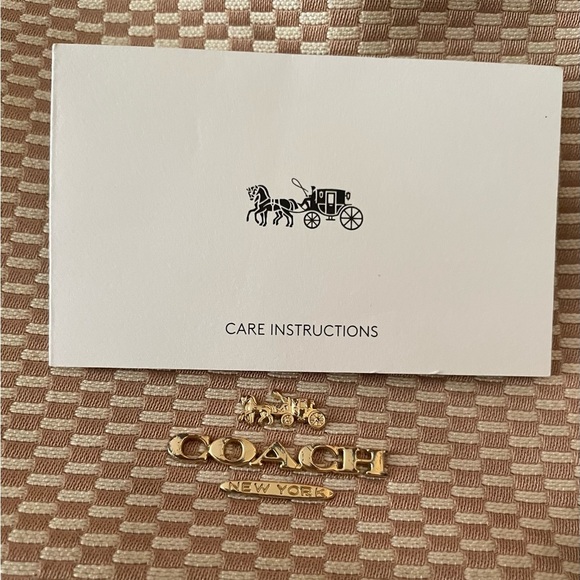 Coach Chelsea Tan 2 Way Bag Sold Out Online MSRP $452 - Picture 7 of 9